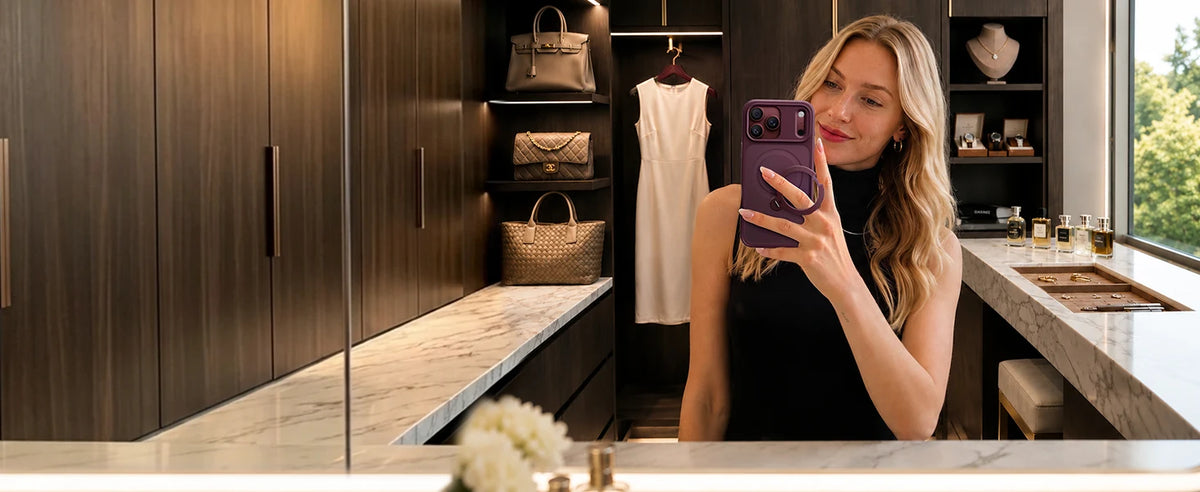 Woman taking a mirror photo with StandKOO Frost
